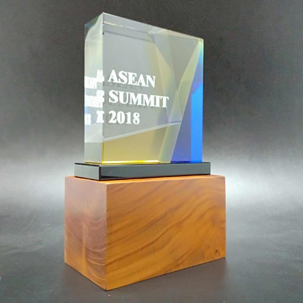 2D Block Crystal Trophy on Hardwood Base